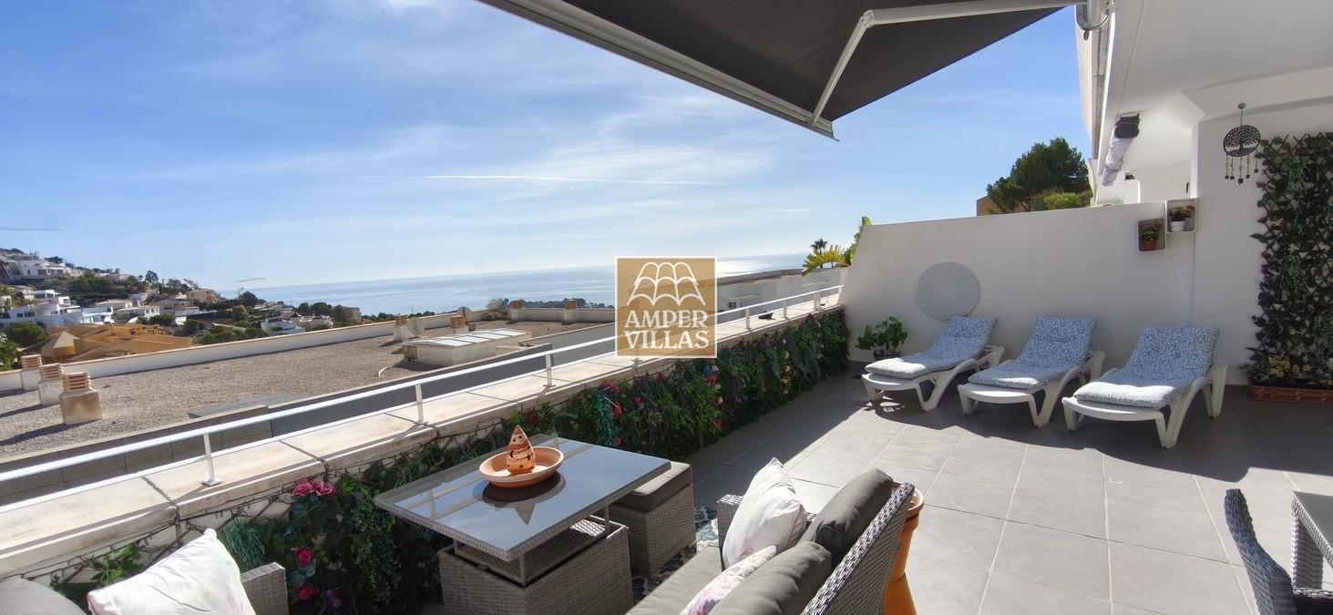 BEAUTIFUL, MODERN FLAT WITH A SPACIOUS TERRACE AND SEA VIEWS